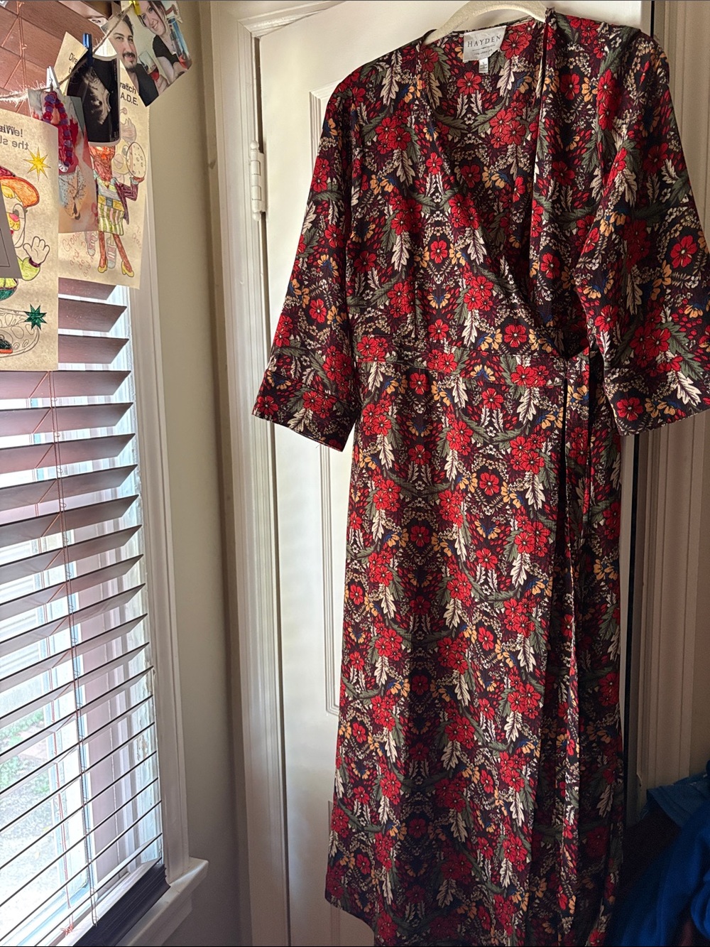 Gorgeous Hayden Los Angeles Wrap Dress with Pockets